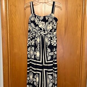 Boho 72 Boutique Dark Navy and Cream Floral Maxi Dress Size Medium